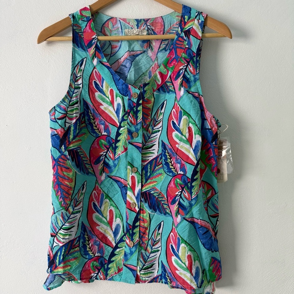 Escape by Habitat Clothes Tropical Print Sleeveless Top new with tags